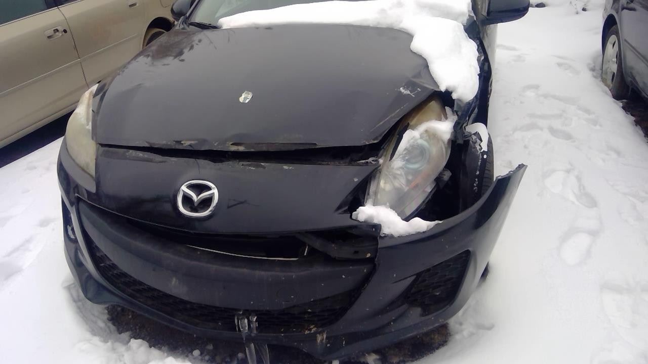 2013 MAZDA Mazda3