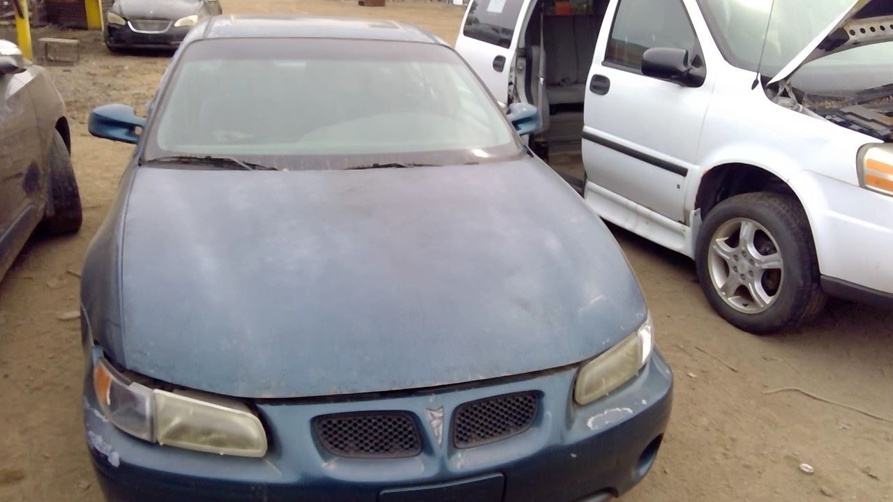 2002 PONTIAC Grand Prix