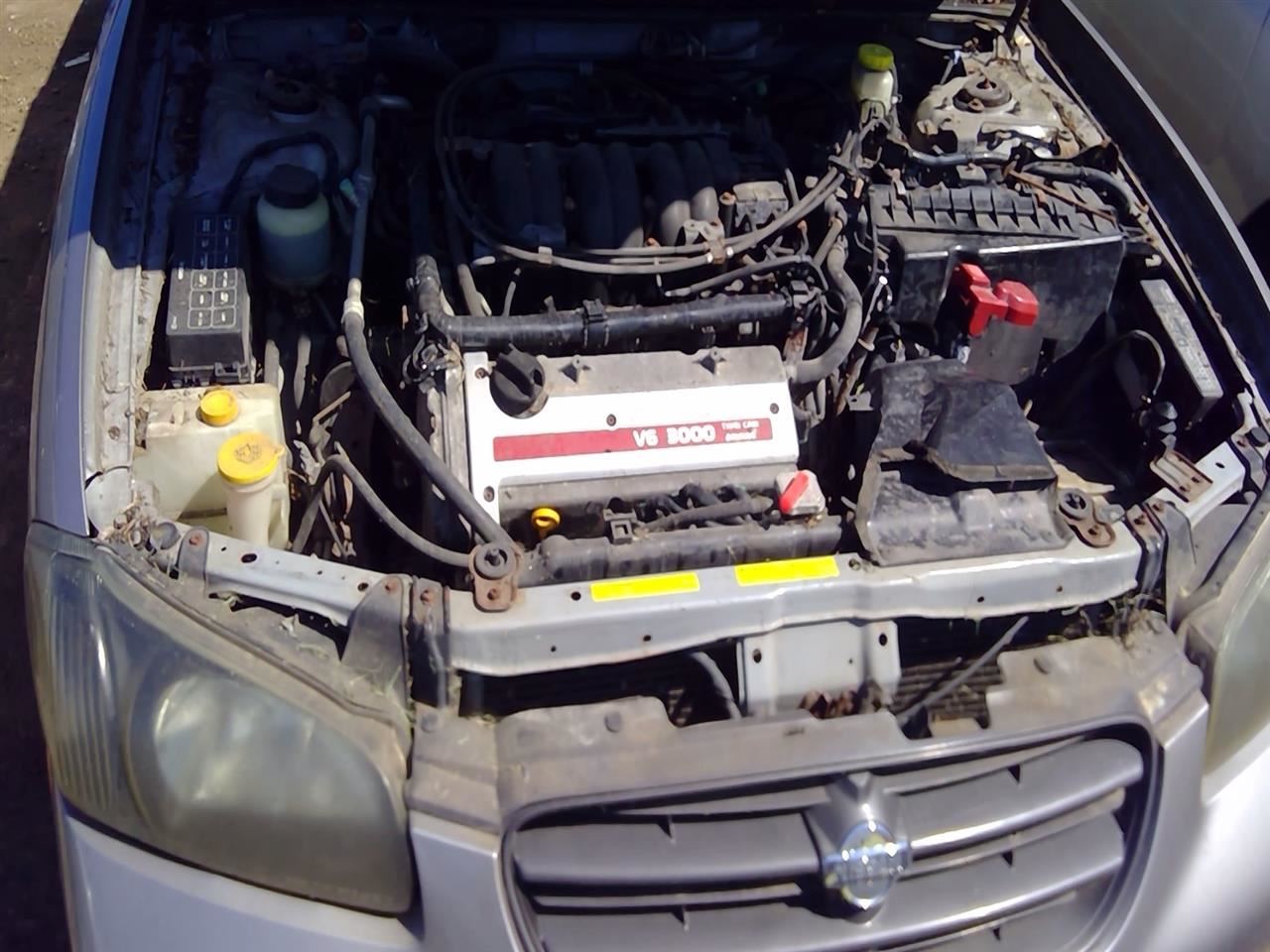 2001 NISSAN Maxima