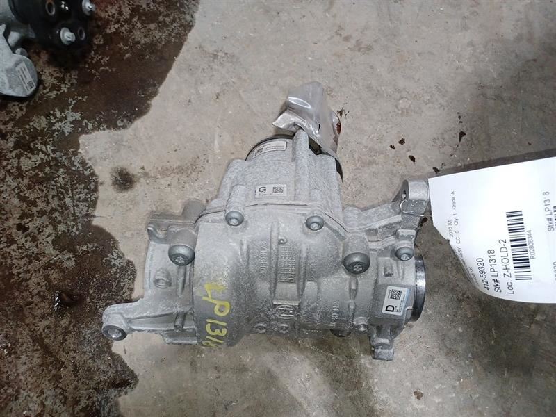 badteamhayabusa89401/43 934その他 2点セット 2018 BMW X1 Transfer Case Assy - 30k 27-10-7-646-889,