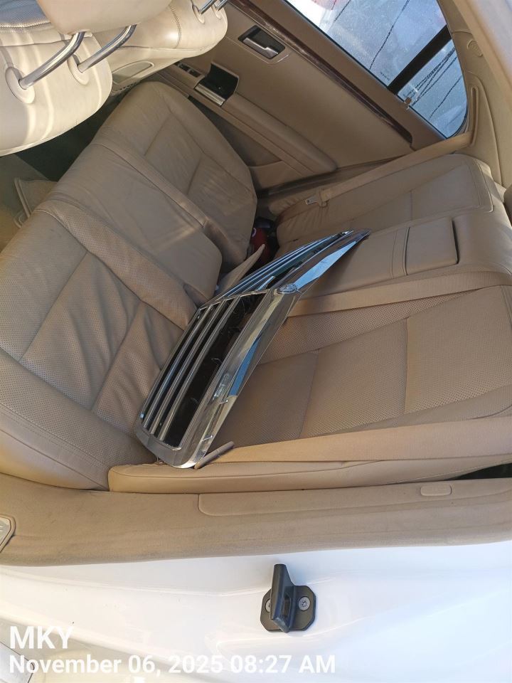 S550 2008 Door Trim Panel Rear 8004522 - Image 5