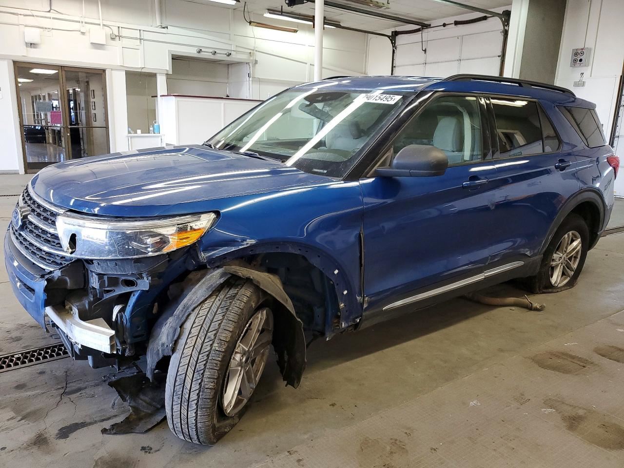 EXPLORER  2024 Headrest 11067783 - Image 1