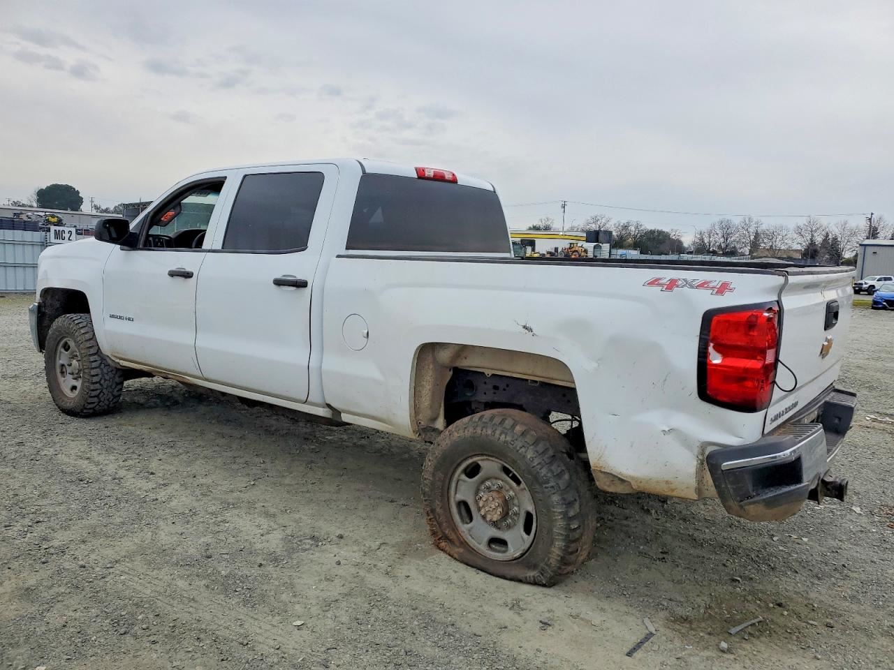 RIGHT GRY FRONT HEADREST OEM 2019 CHEVROLET SILVRDO25 23174186 - Image 3