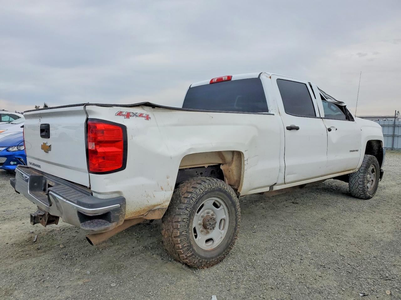 RIGHT GRY FRONT HEADREST OEM 2019 CHEVROLET SILVRDO25 23174186 - Image 4