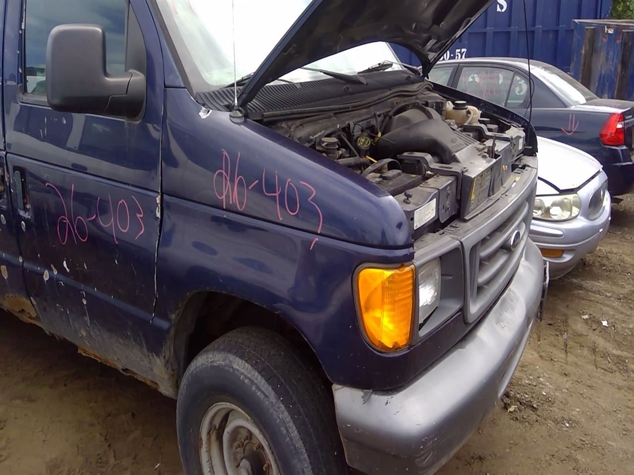 2004 FORD E-350