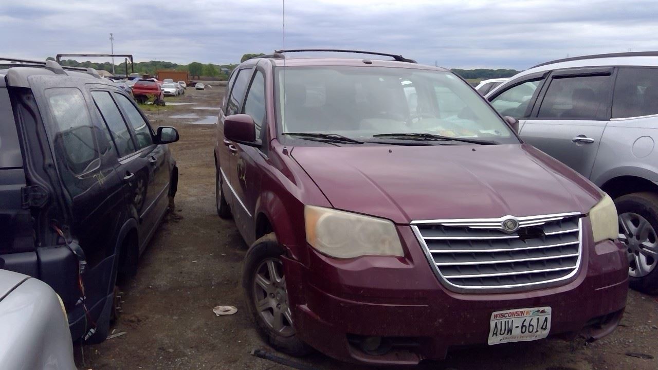 2009 CHRYSLER Town and Country