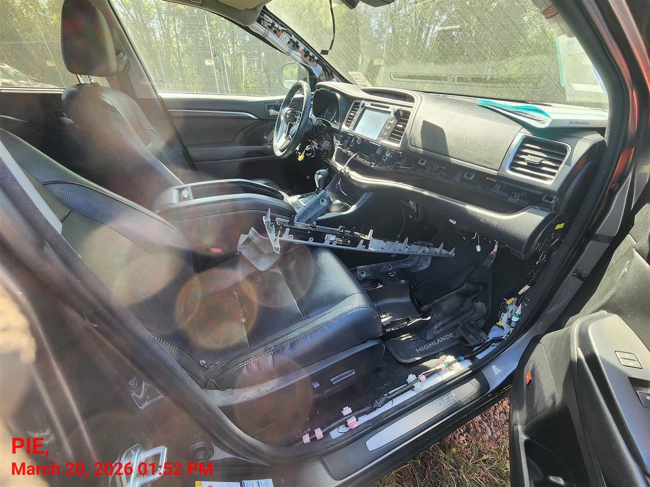 HIGHLANDR 2015 Hatchback Strut 10923244 - Image 1