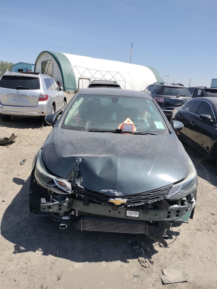 RIGHT BLK FRONT HEADREST OEM 2018 CHEVROLET CRUZE - Image 2