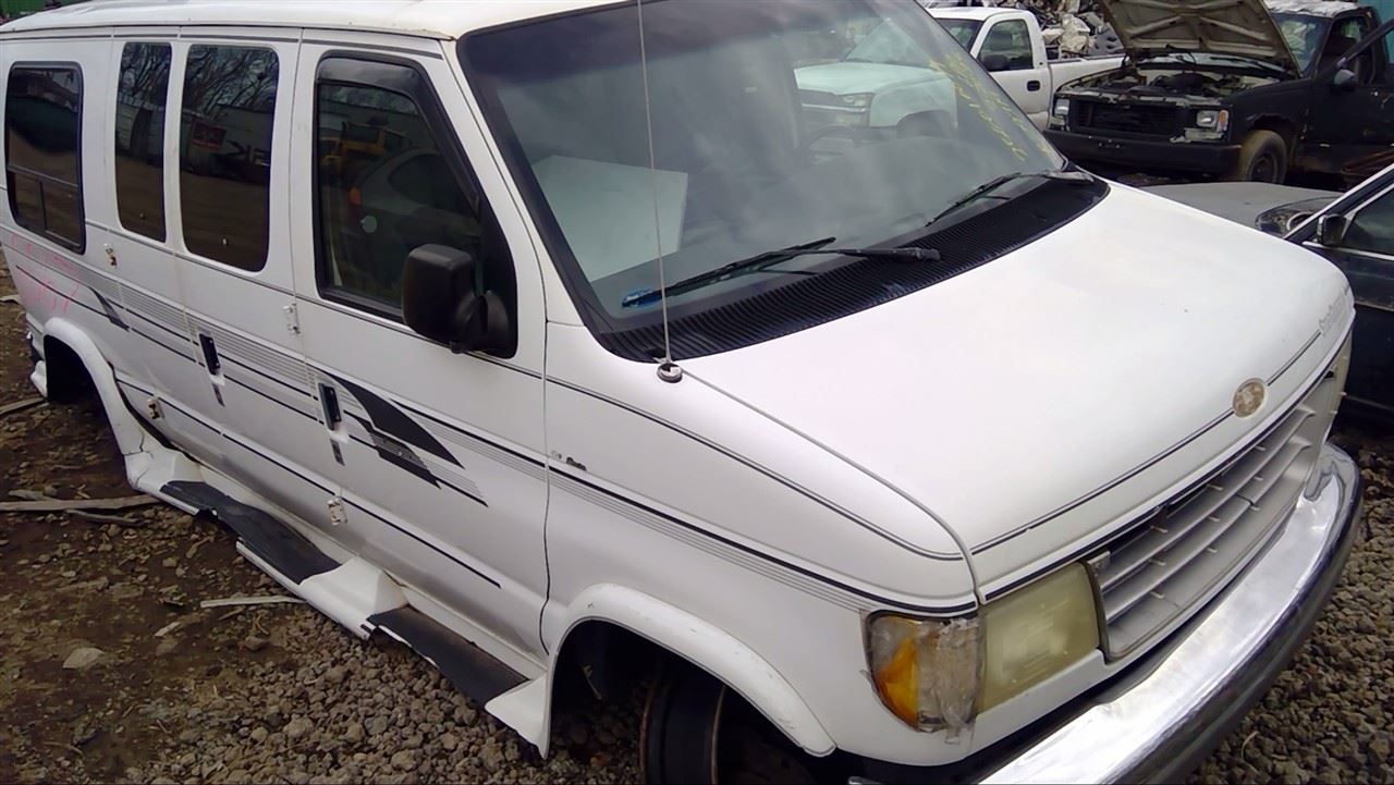 1995 FORD E-150