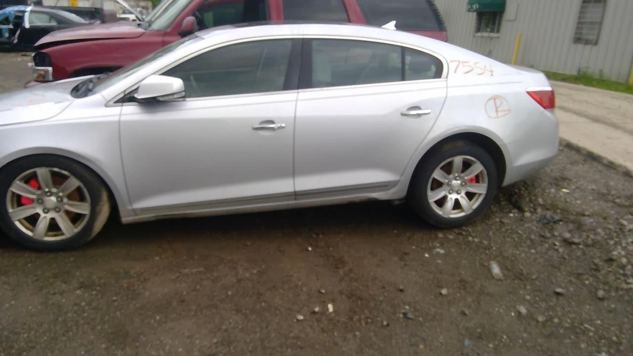 2010 BUICK Lacrosse
