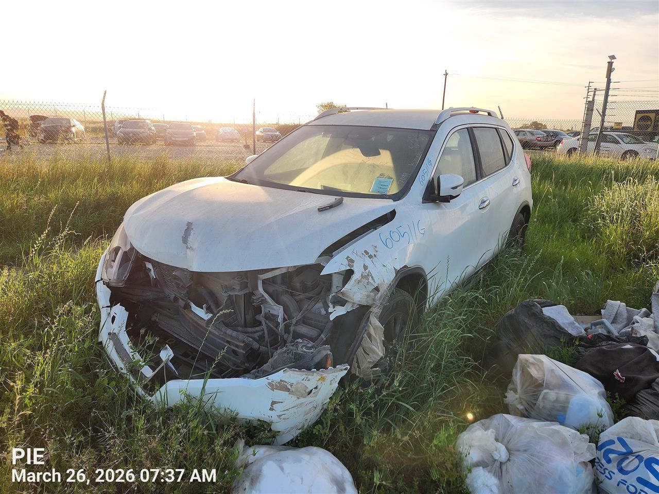 LEFT BLK FRONT HEADREST OEM 2017 NISSAN ROGUE 864005HK0A - Image 3