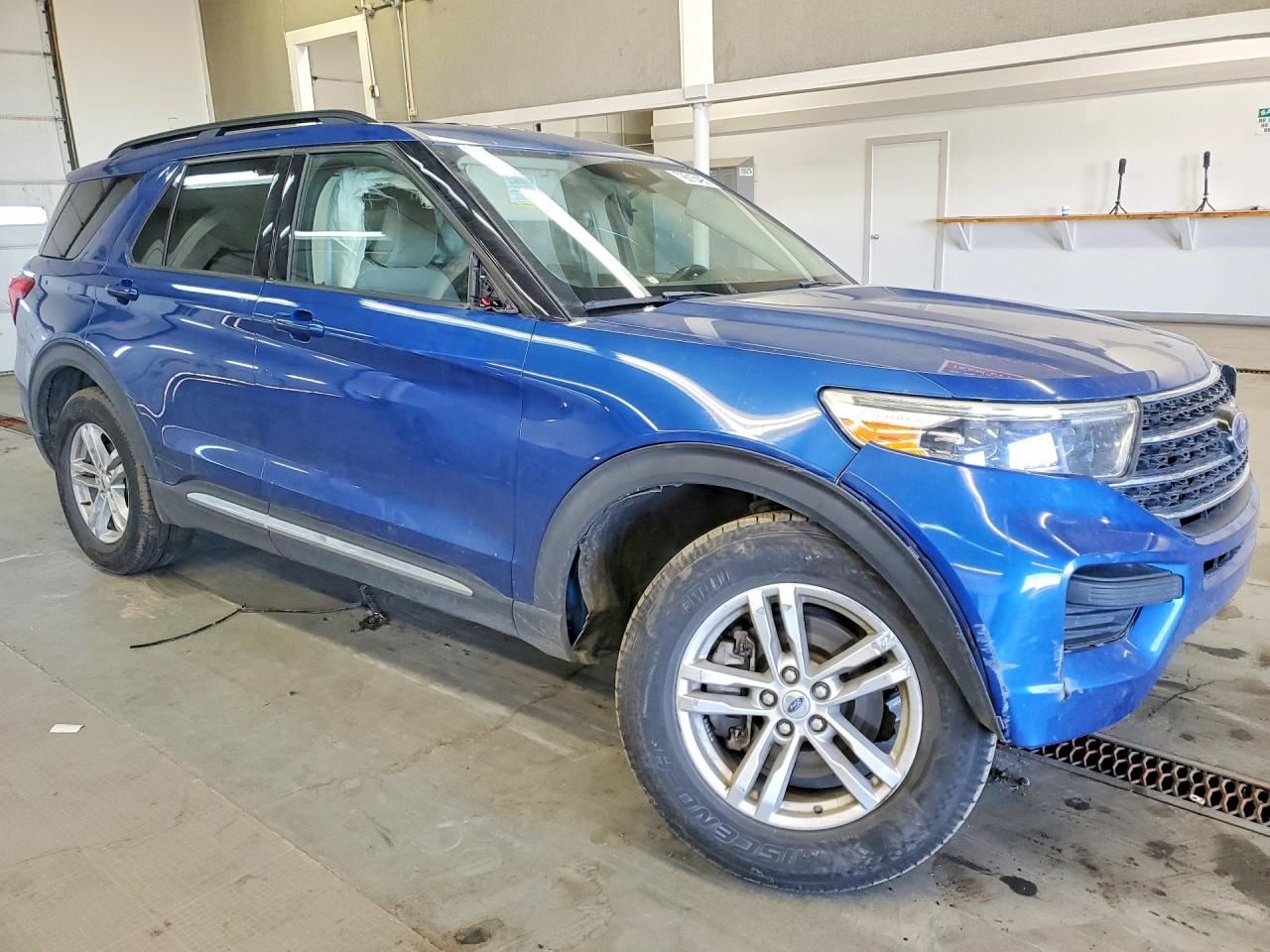 EXPLORER  2024 Headrest 11067783 - Image 4