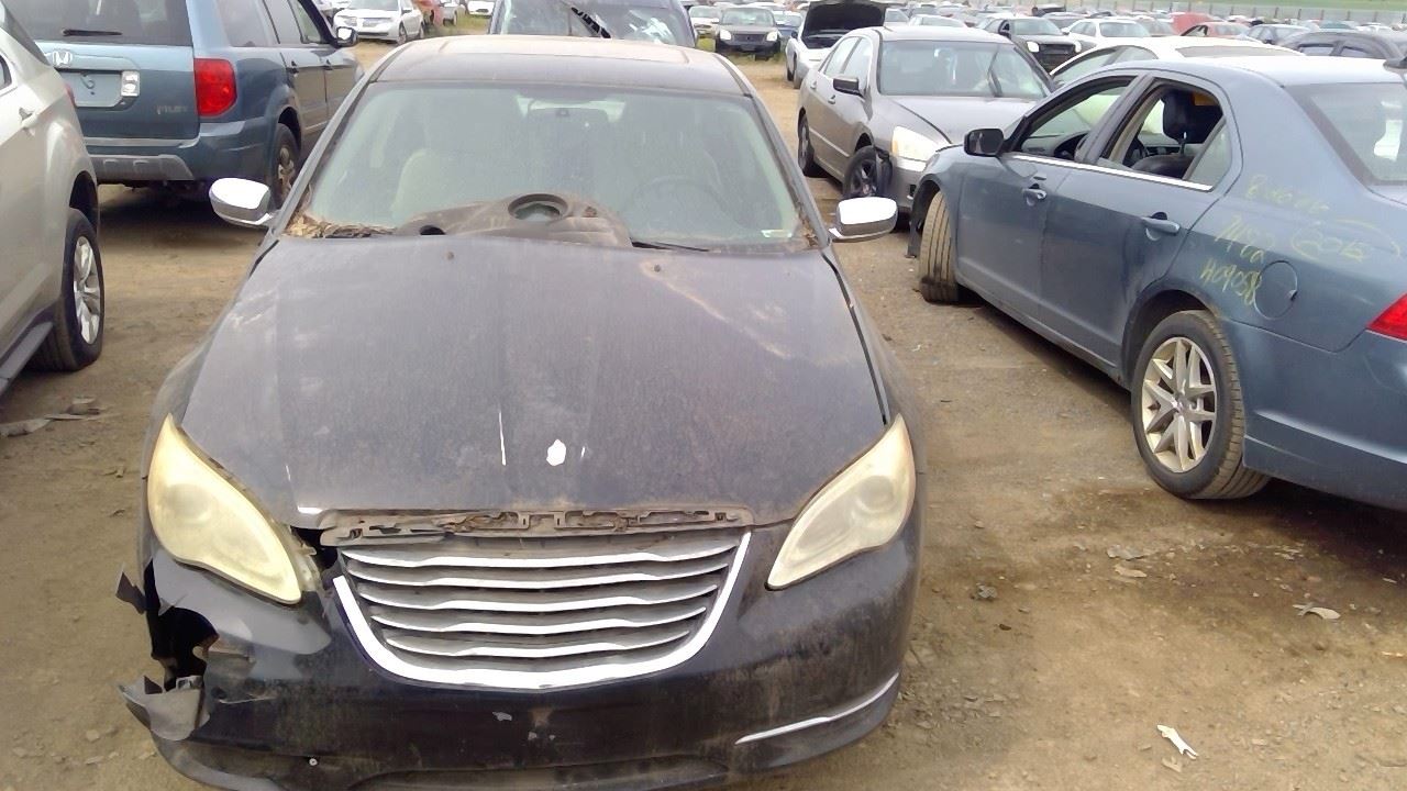 2014 CHRYSLER 200