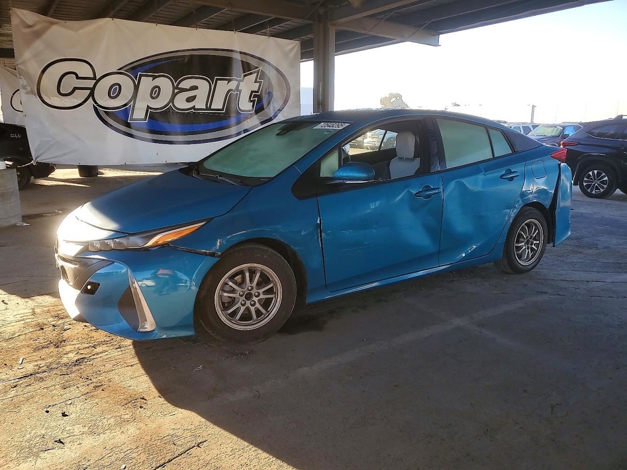 RIGHT GRY FRONT HEADREST OEM 2016 TOYOTA PRIUS 7191047430B1 - Image 2