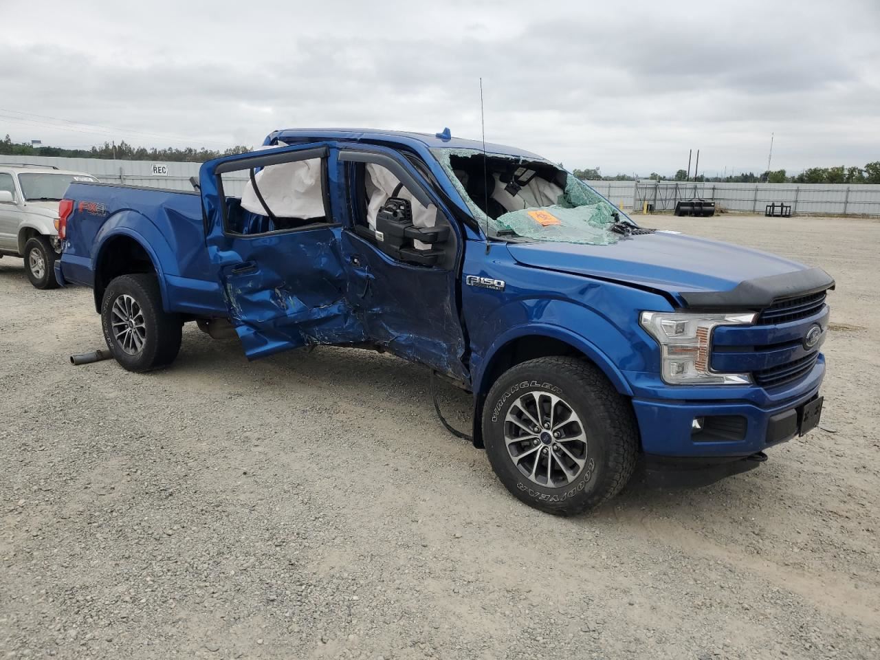 RIGHT BLK FRONT HEADREST OEM 2018 FORD F150 - Image 5