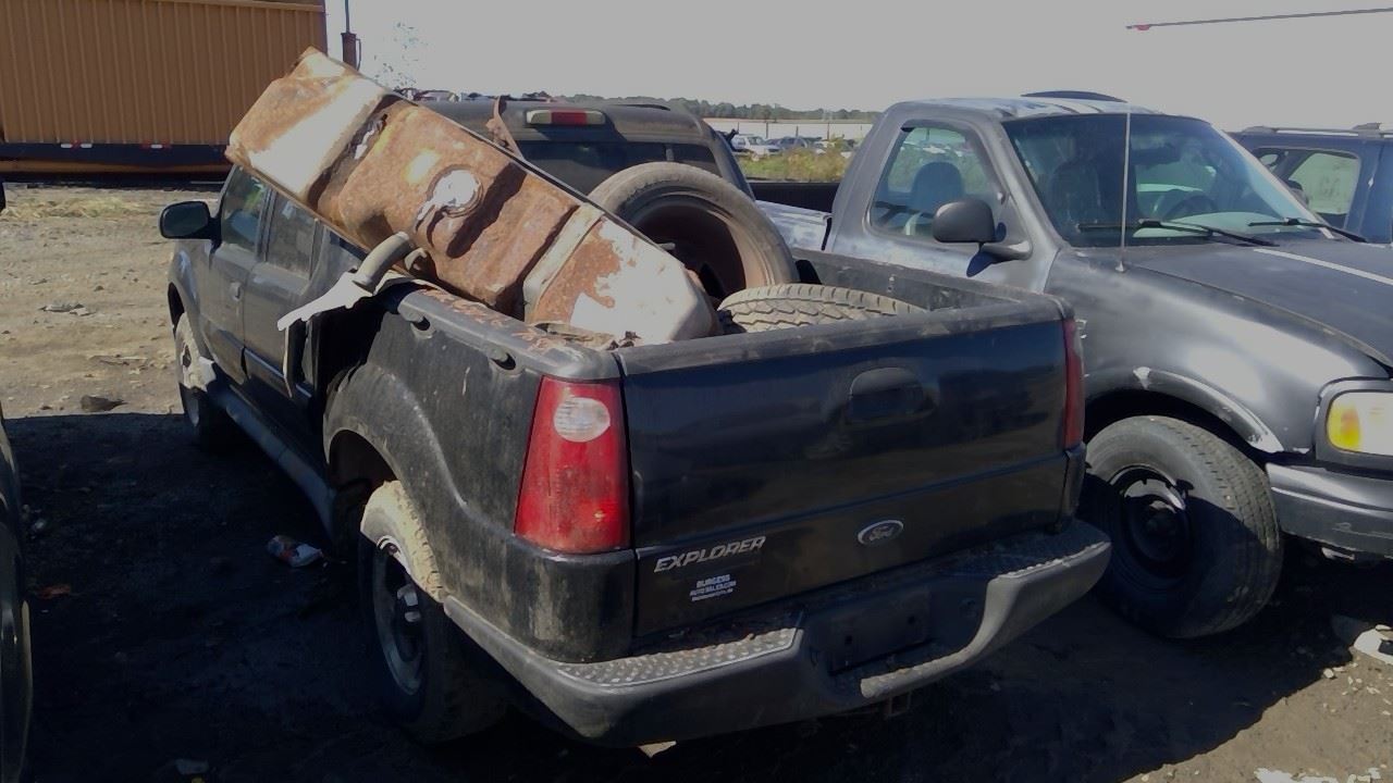 2004 FORD Explorer Sport Trac