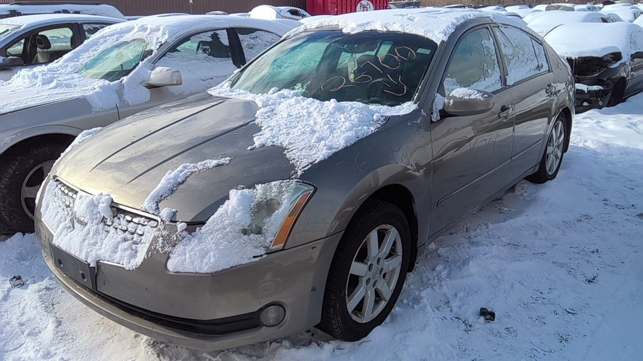 2004 NISSAN Maxima