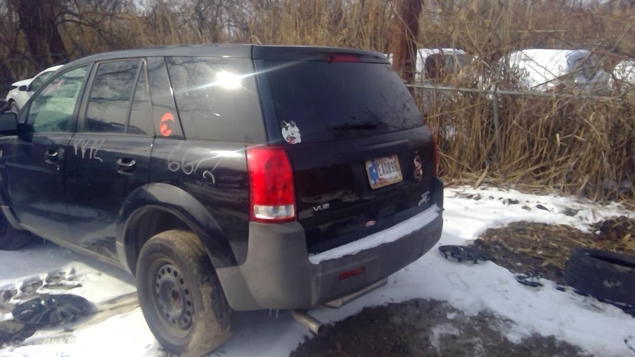2005 SATURN Vue