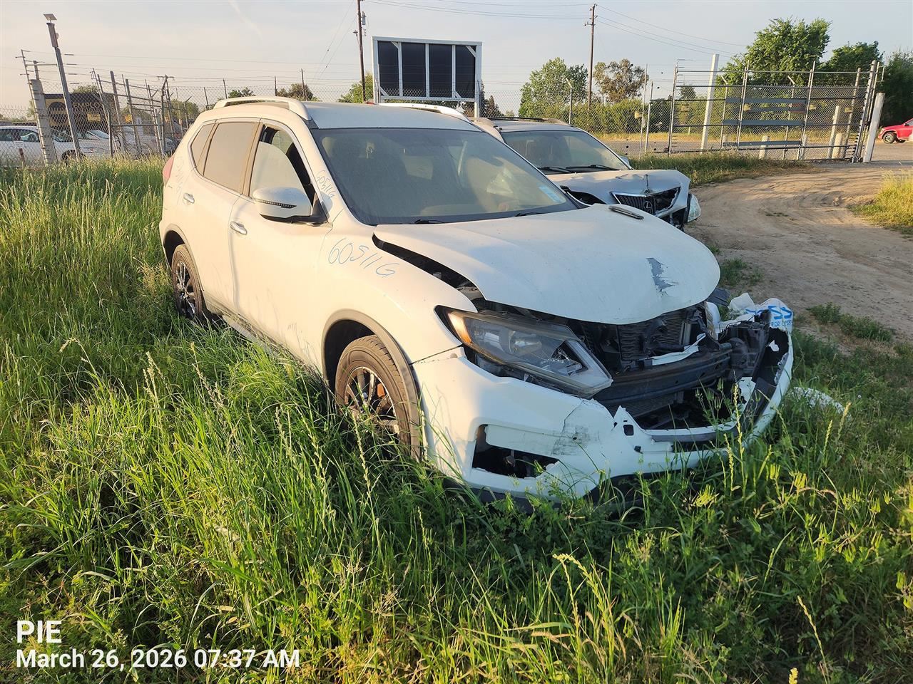 LEFT BLK FRONT HEADREST OEM 2017 NISSAN ROGUE 864005HK0A - Image 2