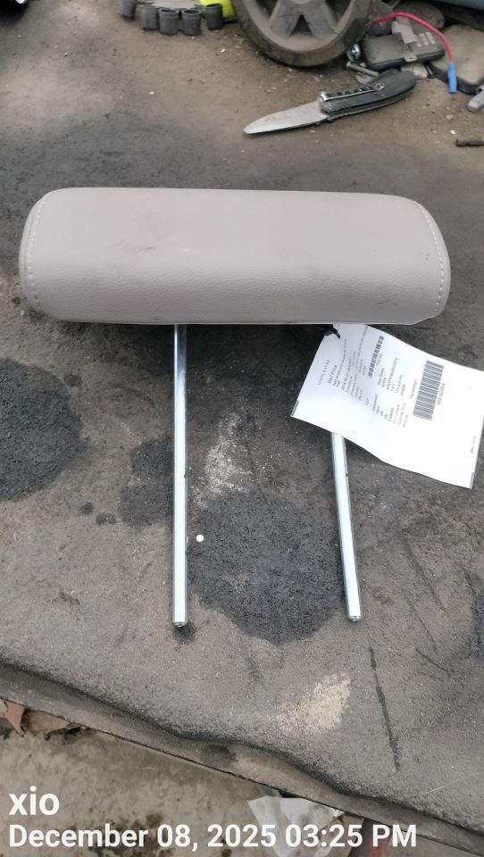 TAN REAR HEADREST OEM 2018 HONDA PILOT 81940TG7A41ZA - Image 3