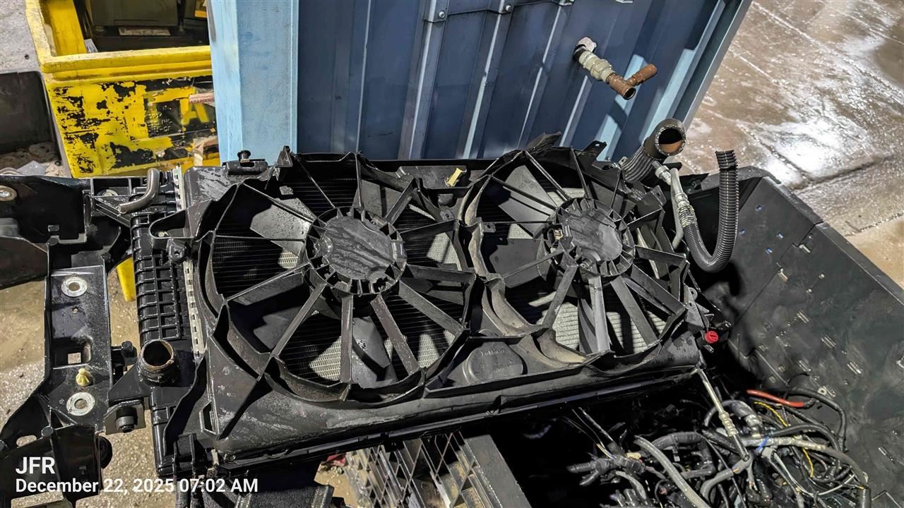 RADIATOR FAN MOTOR/ASSEMBLY OEM 10-14 FORD F150 - Image 1