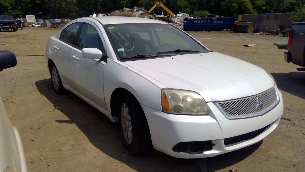 2011 MITSUBISHI Galant