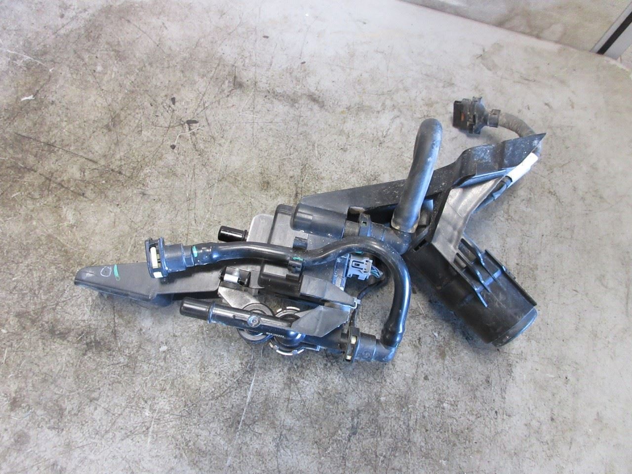 2021-2024 Jeep Wrangler 4XE JL OEM 2.0L Fuel Leak Detection Pump