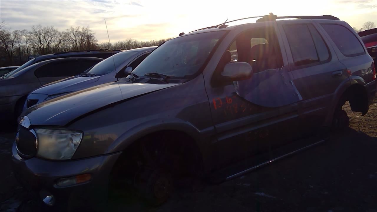 2005 BUICK Rainier