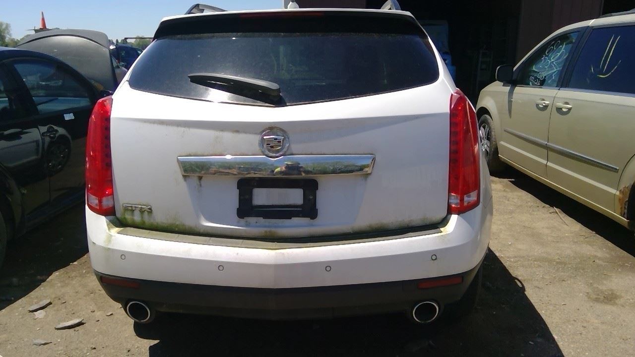 2011 CADILLAC Srx