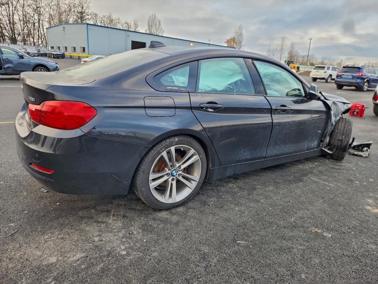 RIGHT BLK REAR HEADREST OEM 2015 BMW 428I BMW 52 20 7 347 556 - Image 4