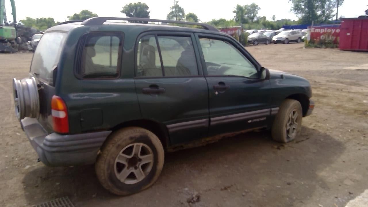 2002 CHEVROLET Tracker
