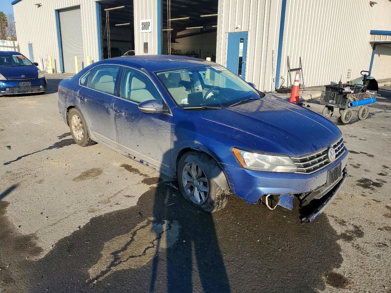 RIGHT FRONT WIPER ARM OEM 2015 VOLKSWAGEN PASSAT 561955410 - Image 4