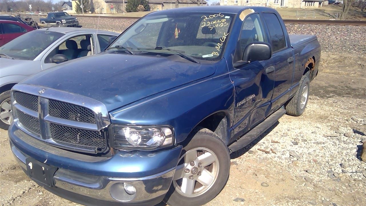 2005 DODGE Ram