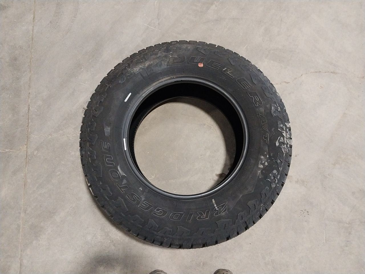 245/75 R17 112T Tire 14/32 Tread Depth Unused Bridgestone Dueller 