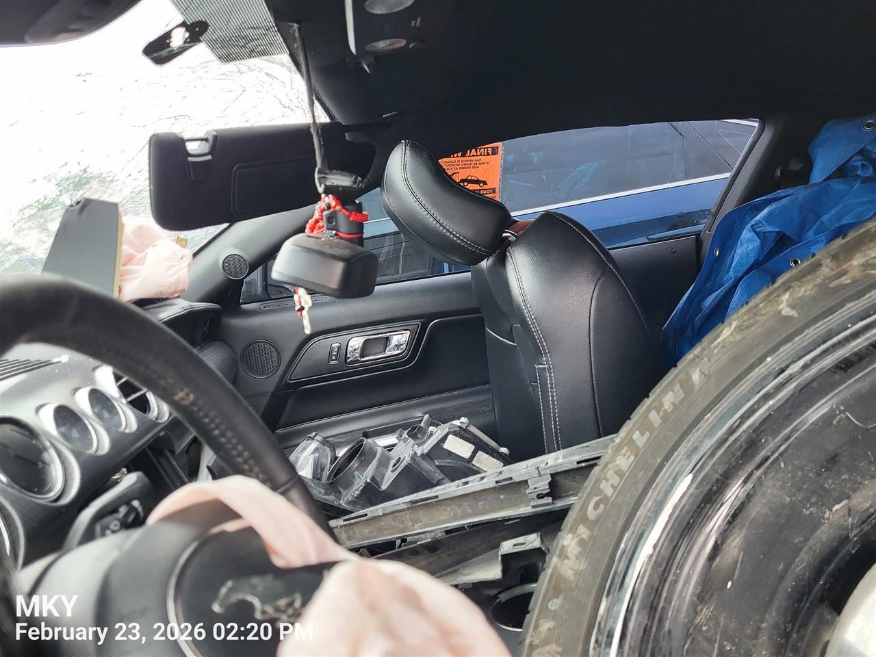 RIGHT BLK FRONT HEADREST OEM 2016 FORD MUSTANG FR3Z-63611A08-EF - Image 4