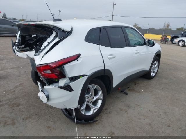 LEFT BLK REAR HEADREST OEM 2025 CHEVROLET TRAX - Image 5