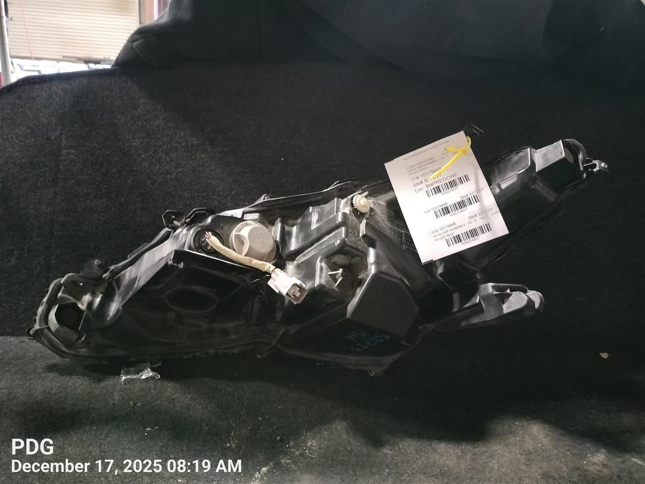 RIGHT HEADLAMP ASSEMBLY OEM 18-24 TOYOTA CAMRY 1YR WRNTY - Image 1