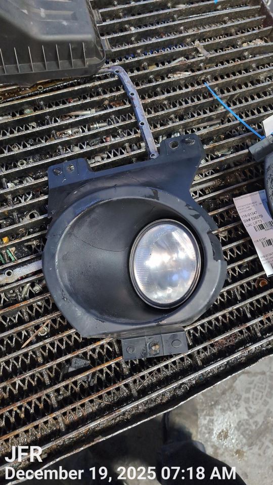 LEFT FOG LAMP OEM 11-14 FORD F150 1YR WRNTY BL3Z15200A - Image 1