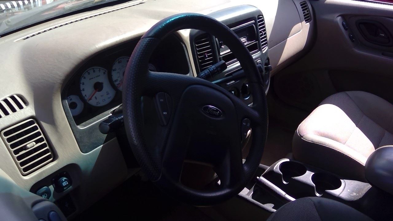 2002 FORD Escape