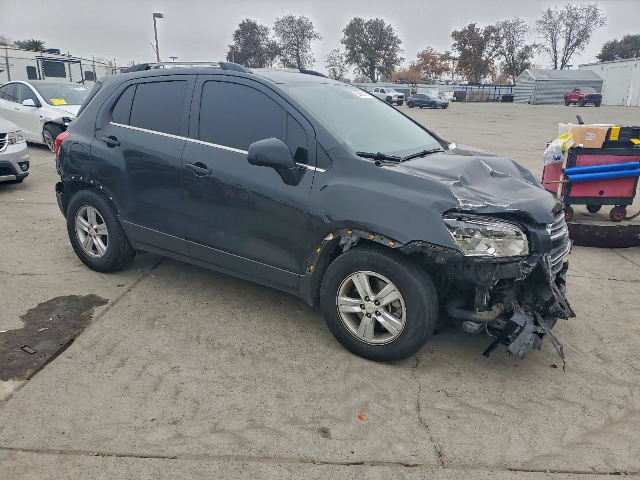 RIGHT BLK FRONT HEADREST OEM 2015 CHEVROLET TRAX 95240818 - Image 5