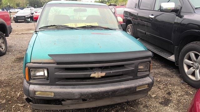 1994 CHEVROLET S-10 Pickup